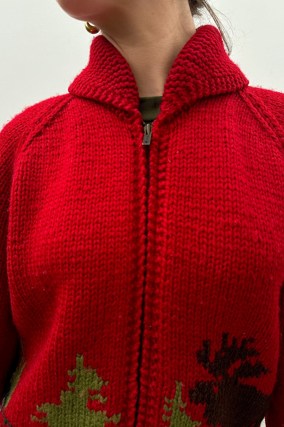 Red Moose Sweater – Lucky Raine Vintage